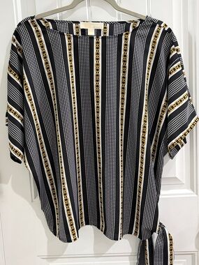 Michael Kors Black, White & Gold Chain-Print Top with Side Tie Detail, Medium
